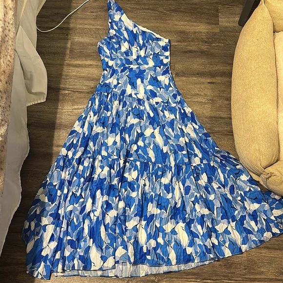Blue floral one shoulder dress - Picture 5 of 7